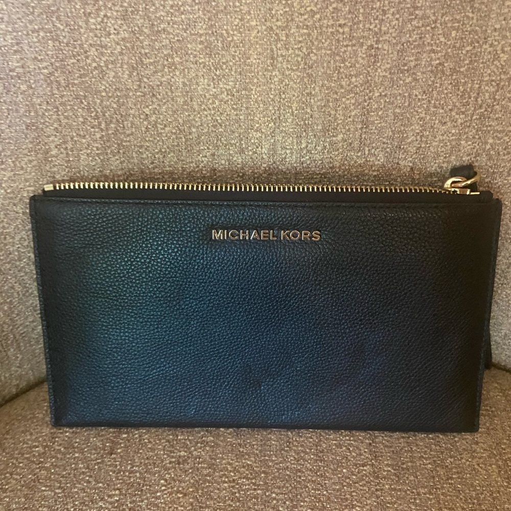 Michael Kors Wristlet